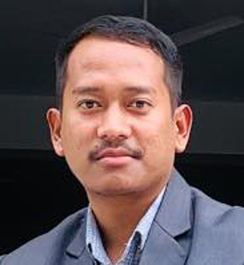 प्रदिप गुरुङ