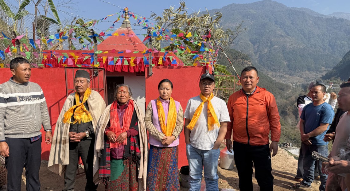 ईन्द्राशी एकता मगर समाजद्वारा नवनिर्मित कुलदेवता मन्दिरमा कुल पूजा