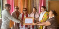 राजशान्ति दम्पत्ति लमजुङमा सम्मानित