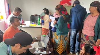 क्व्होलासोथारमा सामाजिक सुरक्षा भत्ता र राष्ट्रिय परिचयपत्र वितरण संगसंगै