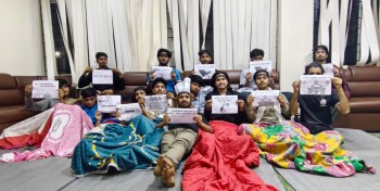 कालोपट्टी बाँधेर लमजुङ क्याम्पसका विद्यार्थीहरु रिले अनशनमा 